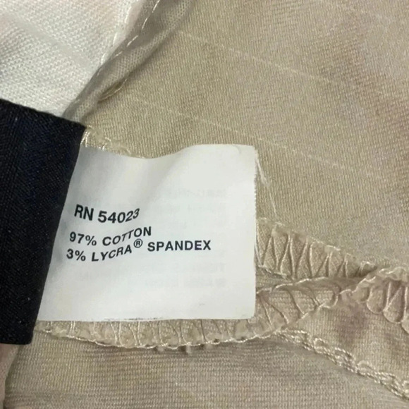 GAP - Picture 5 of 6